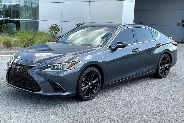 Used 2024 Lexus ES 350 F Sport w/ Accessory Package (Z2) FWD image 3