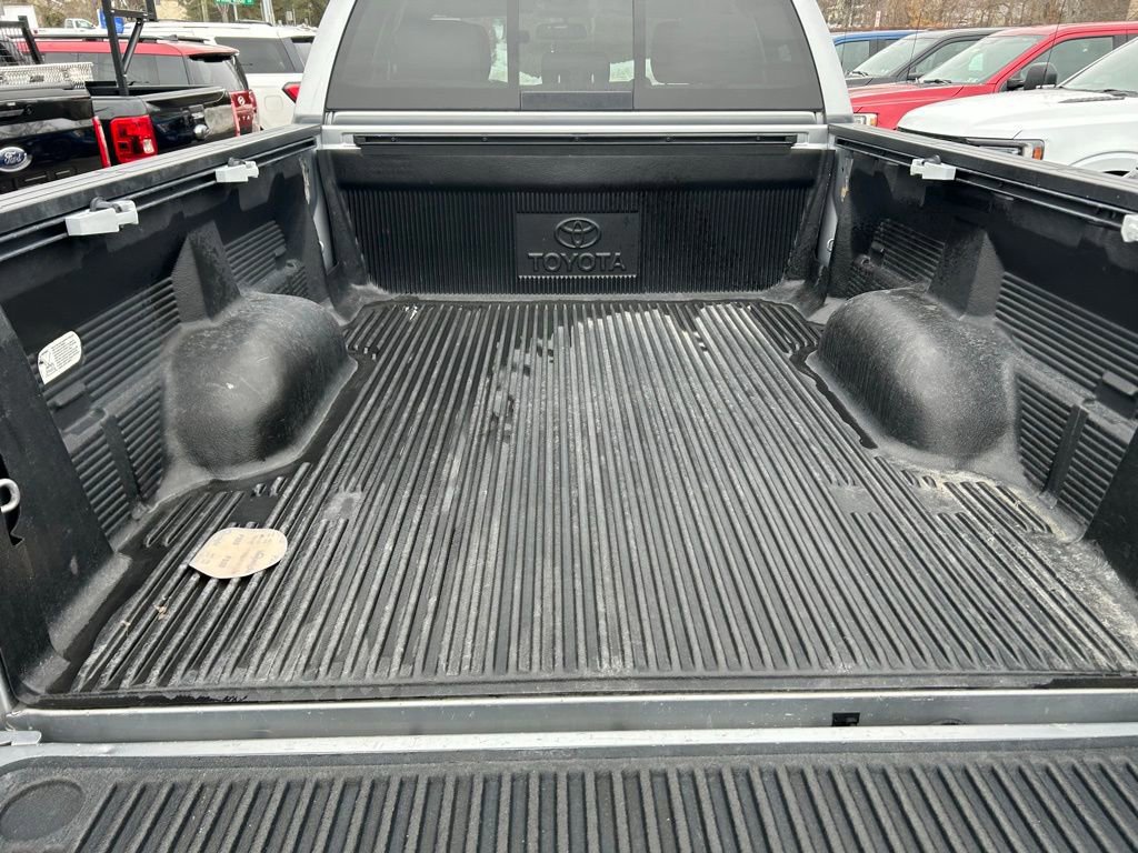 Used 2017 Toyota Tundra SR5 w/ TRD Off Road Package image 11
