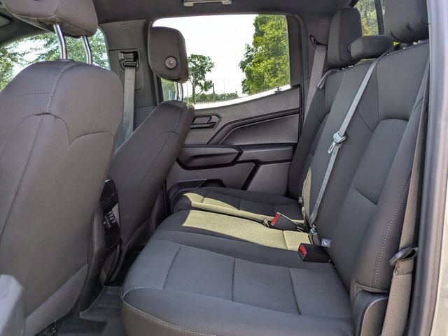 Used 2025 Chevrolet Colorado W/T RWD image 14