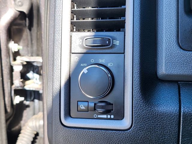 Used 2018 RAM 2500 Tradesman w/ Snow Chief Group image 23