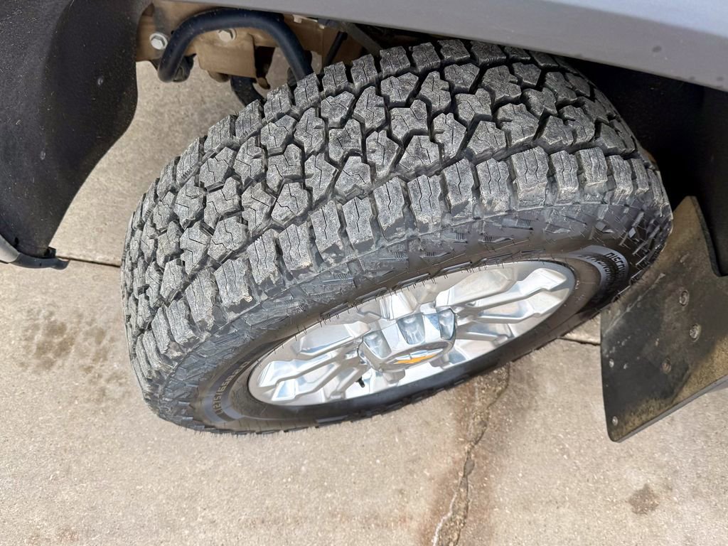 Used 2024 Chevrolet Silverado 2500 LTZ w/ LTZ Premium Package image 40