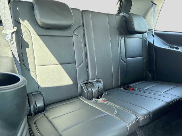 Used 2018 Chevrolet Tahoe LT w/ LT Signature Package AWD/4WD image 20