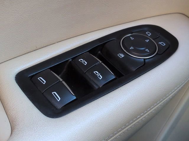 Used 2017 Cadillac XT5 FWD w/ LPO, Wheel Lock Package image 23