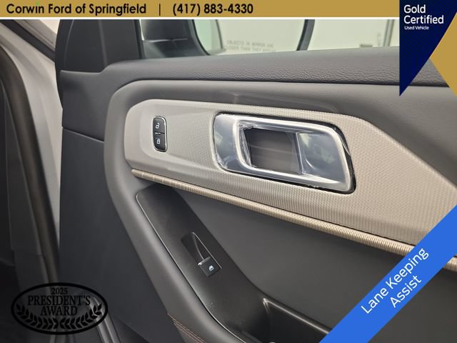 Certified 2026 Ford Explorer Active AWD/4WD image 11