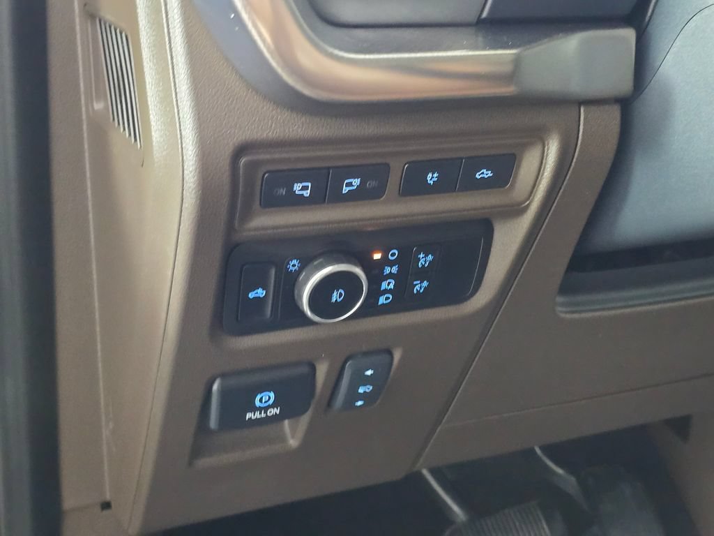 Certified 2024 Ford F150 King Ranch w/ FX4 Off-Road Package AWD/4WD image 25