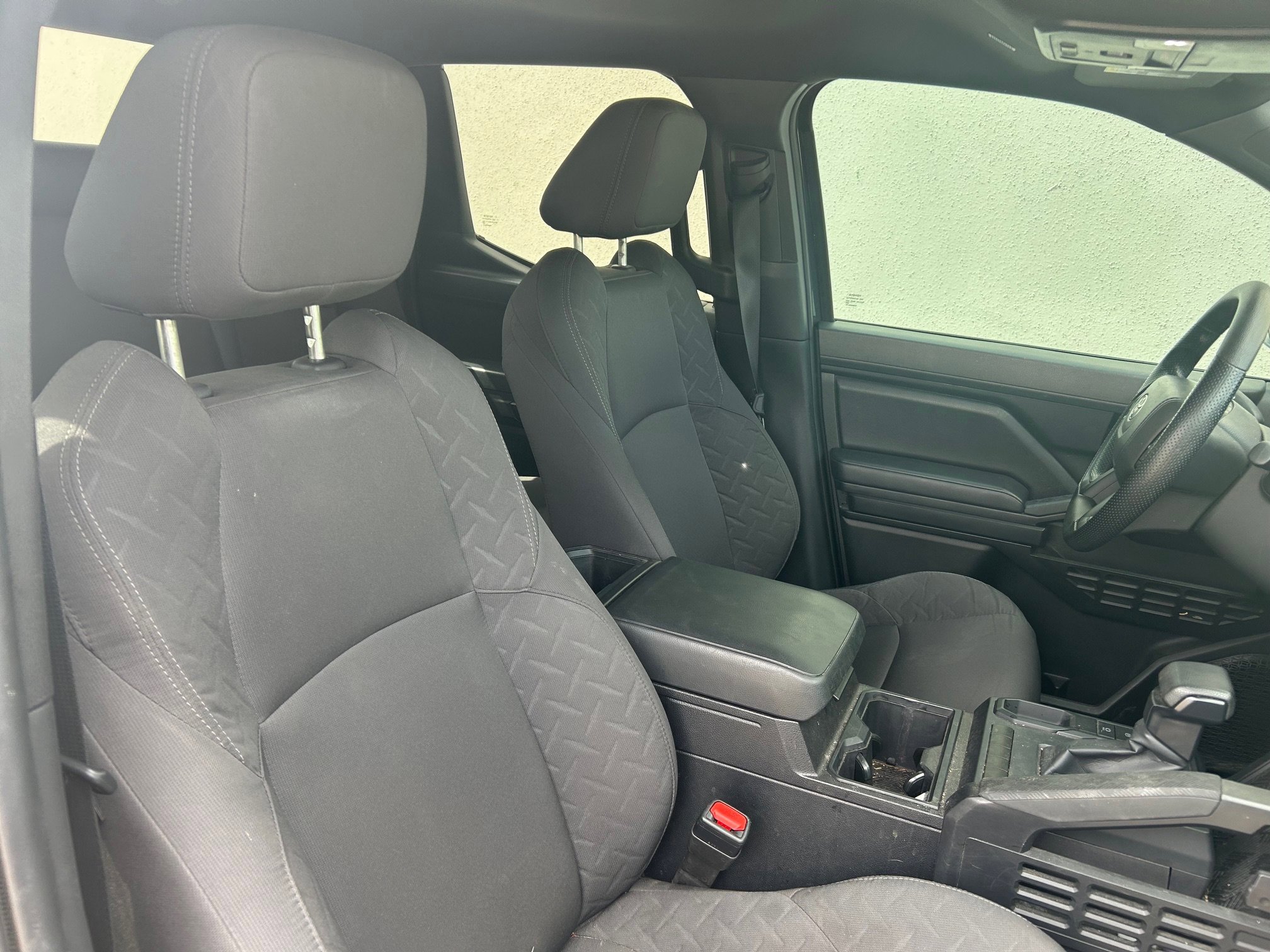 Used 2025 Toyota Tacoma SR image 3