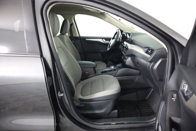 Certified 2020 Ford Escape SE image 59