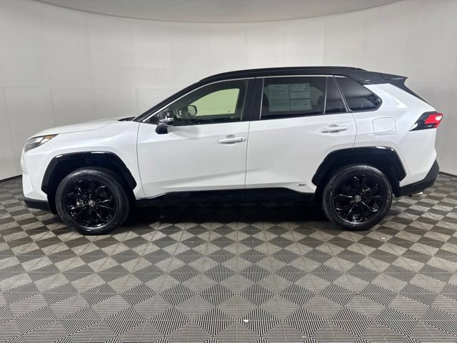 Used 2025 Toyota RAV4 XSE w/ Advanced Technology Package AWD/4WD image 7