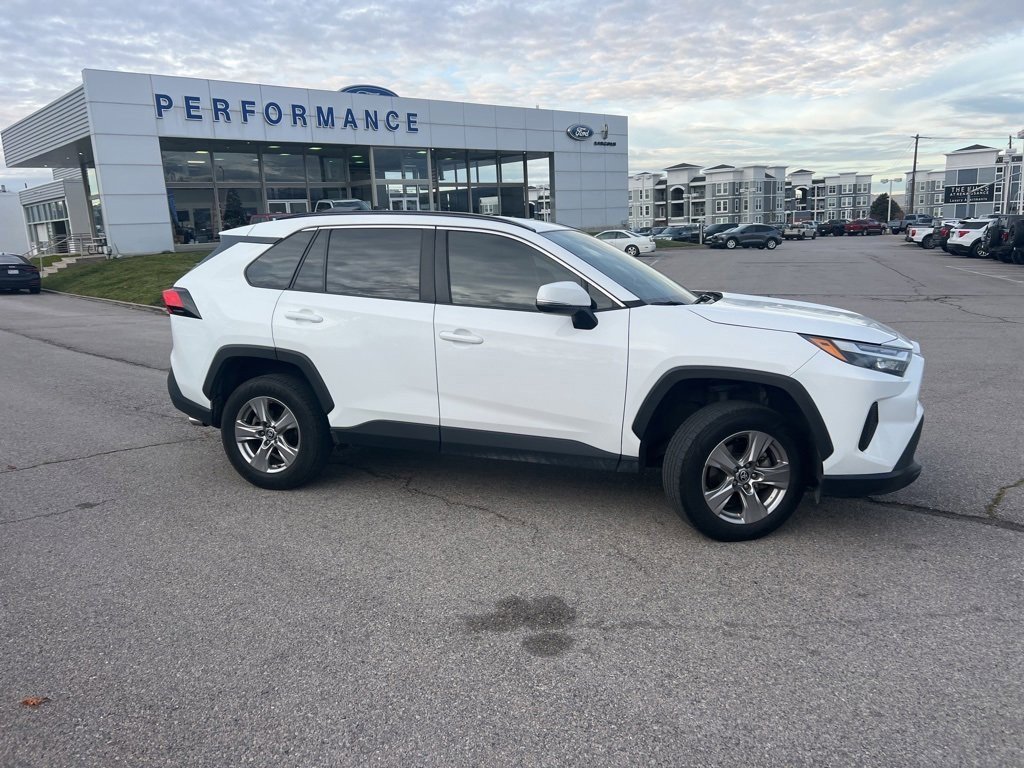 Used 2023 Toyota RAV4 XLE image 4