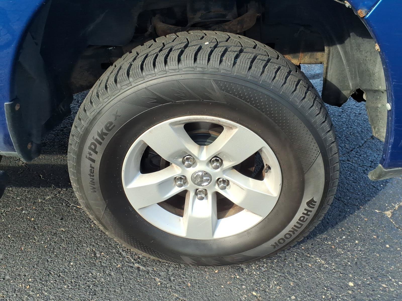 Used 2018 RAM 1500 Express AWD/4WD image 13