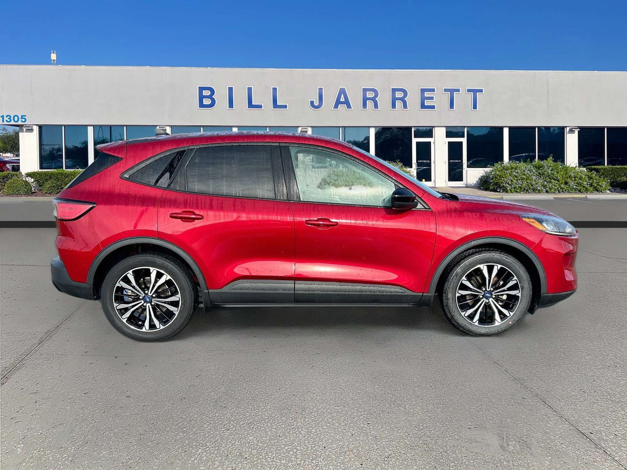 Certified 2022 Ford Escape SE w/ SE Sport Appearance Package FWD image 8