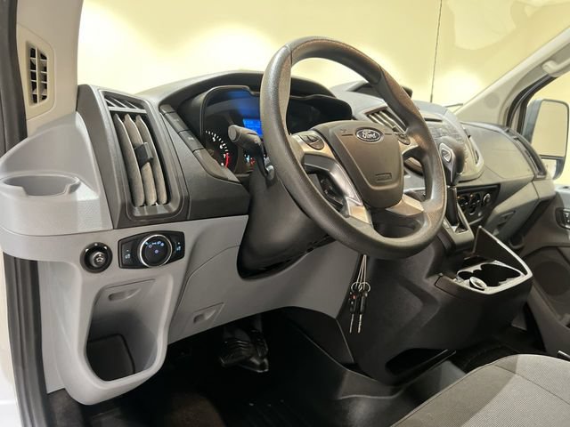 Certified 2018 Ford Transit 350 XLT RWD image 9