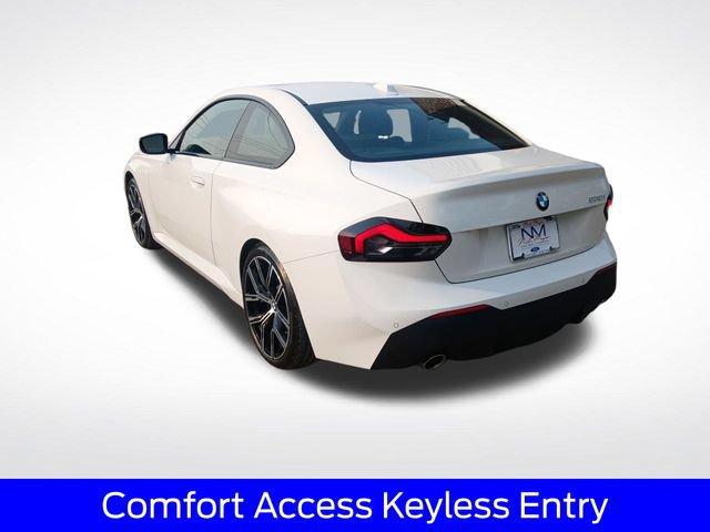 Used 2023 BMW 230i Coupe w/ Premium Package RWD image 7
