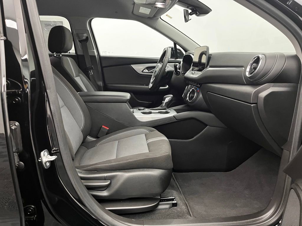 Used 2024 Chevrolet Blazer LT image 26