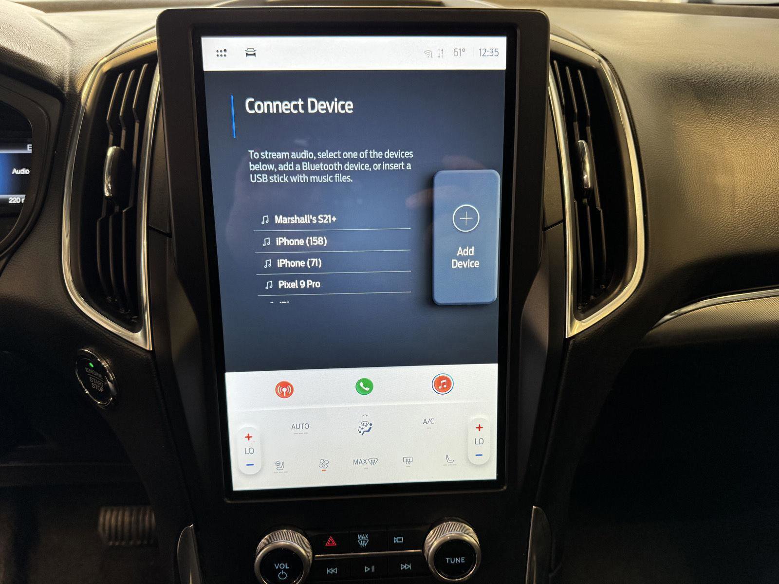 Certified 2022 Ford Edge Titanium image 34