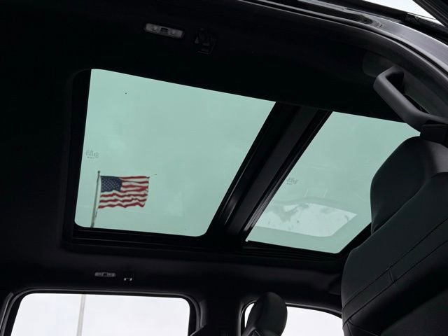 Certified 2018 Ford F150 Raptor w/ Equipment Group 802A Luxury image 20