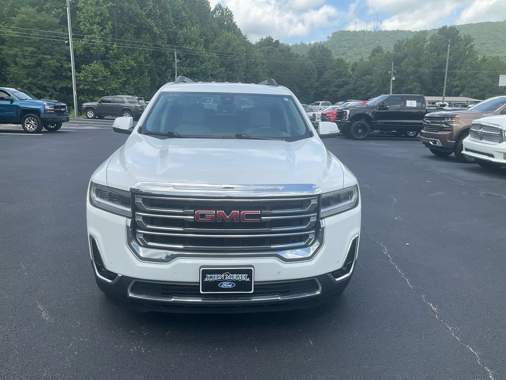 Used 2023 GMC Acadia SLT AWD/4WD image 2