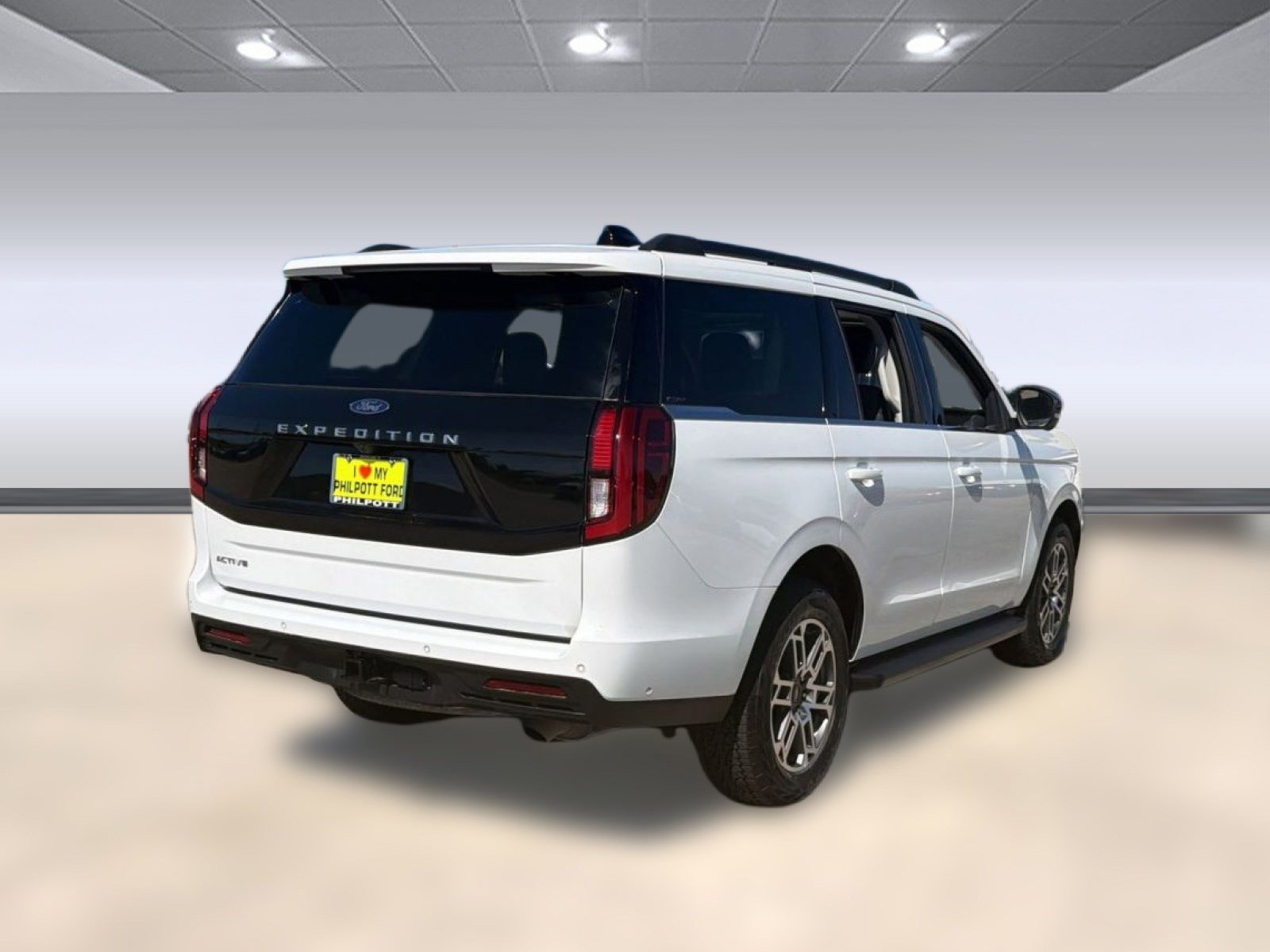 Certified 2025 Ford Expedition Active image 9