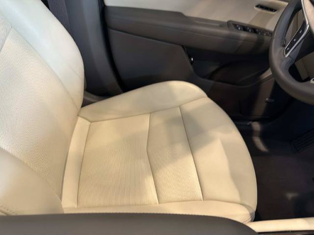 Used 2025 Cadillac XT5 Premium Luxury FWD image 14