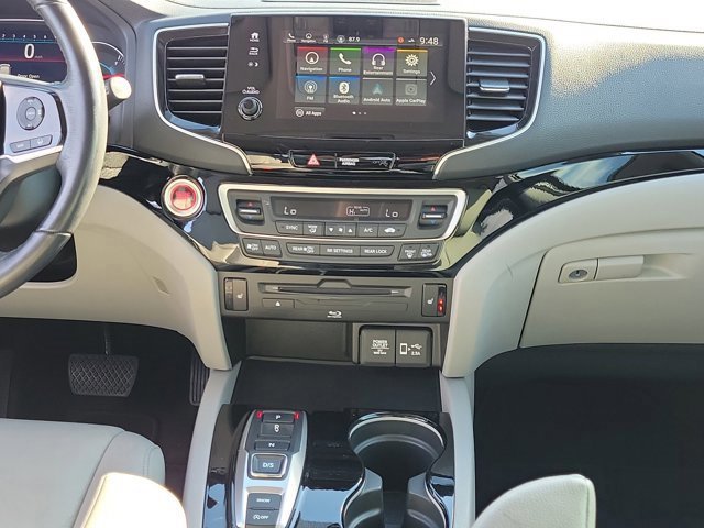 Used 2020 Honda Pilot Touring image 21
