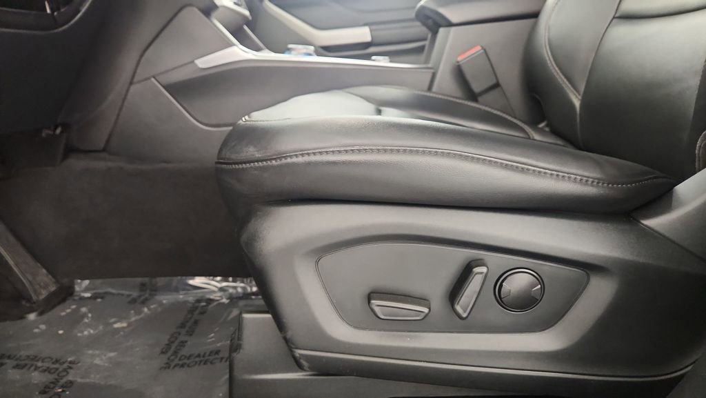 Certified 2023 Ford Explorer XLT w/ Equipment Group 202A image 15
