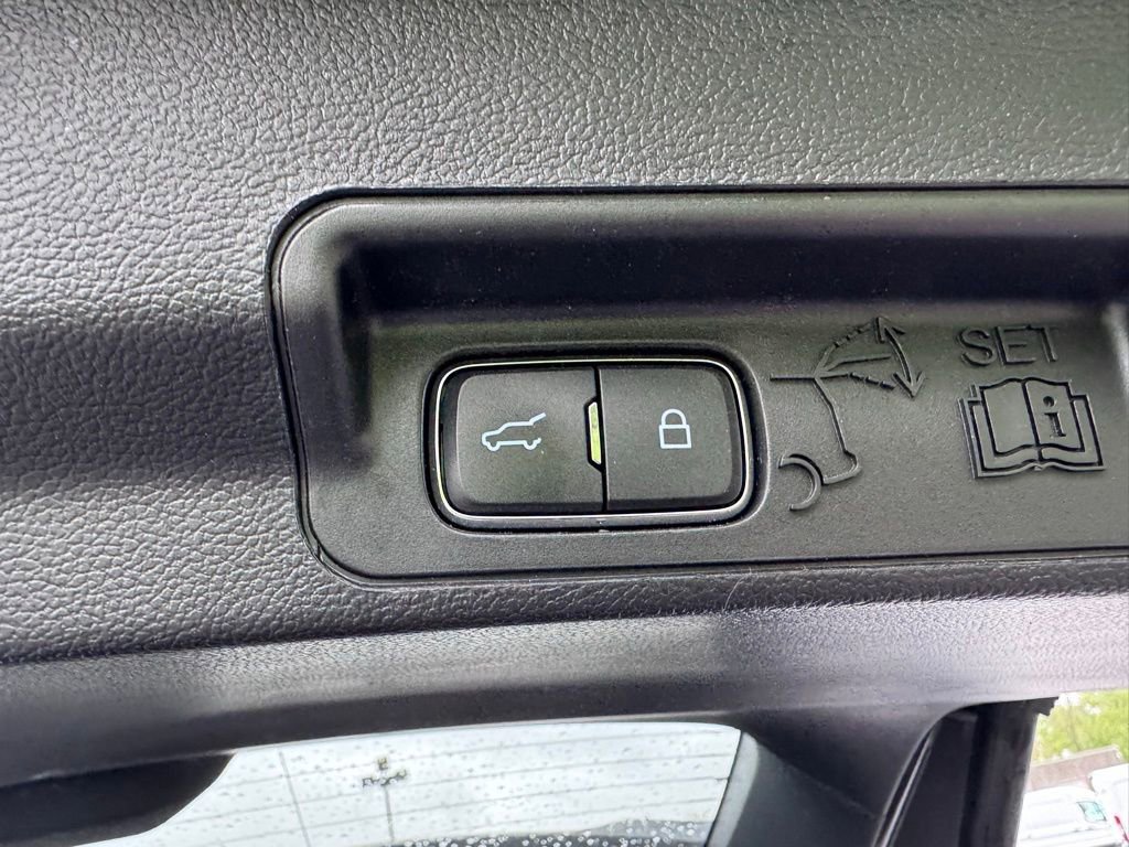 Certified 2020 Ford Explorer XLT AWD/4WD image 44
