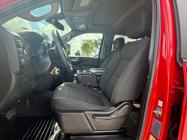 Used 2022 Chevrolet Silverado 2500 Custom w/ Custom Value Package AWD/4WD image 15