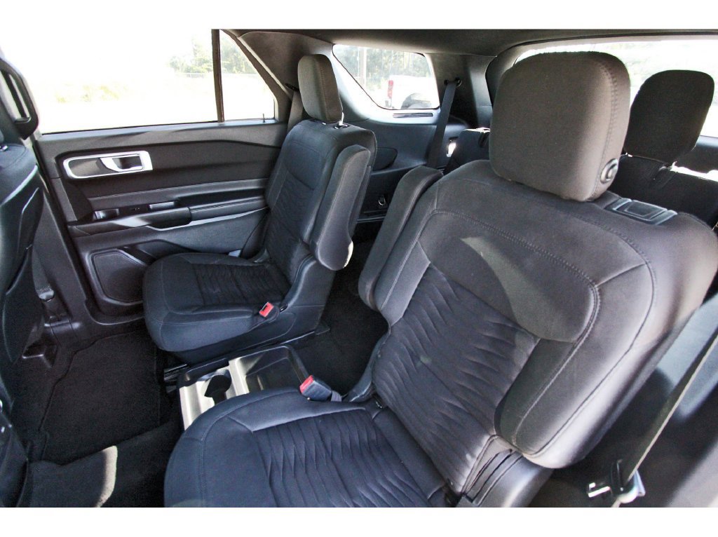 Certified 2020 Ford Explorer XLT RWD image 14