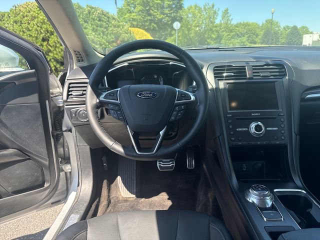 Certified 2017 Ford Fusion Titanium FWD image 17