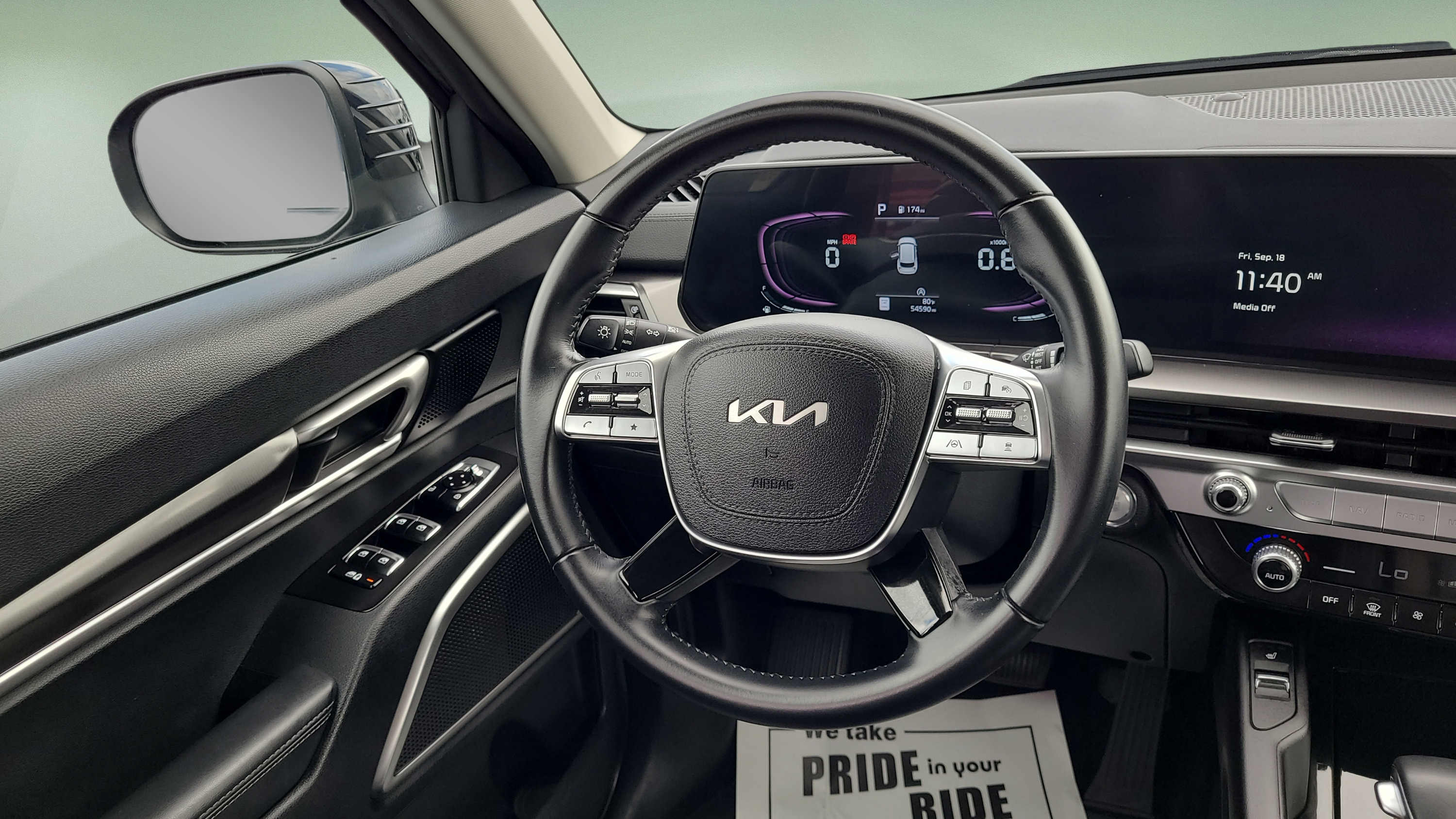 Used 2025 Kia Telluride S AWD/4WD image 12