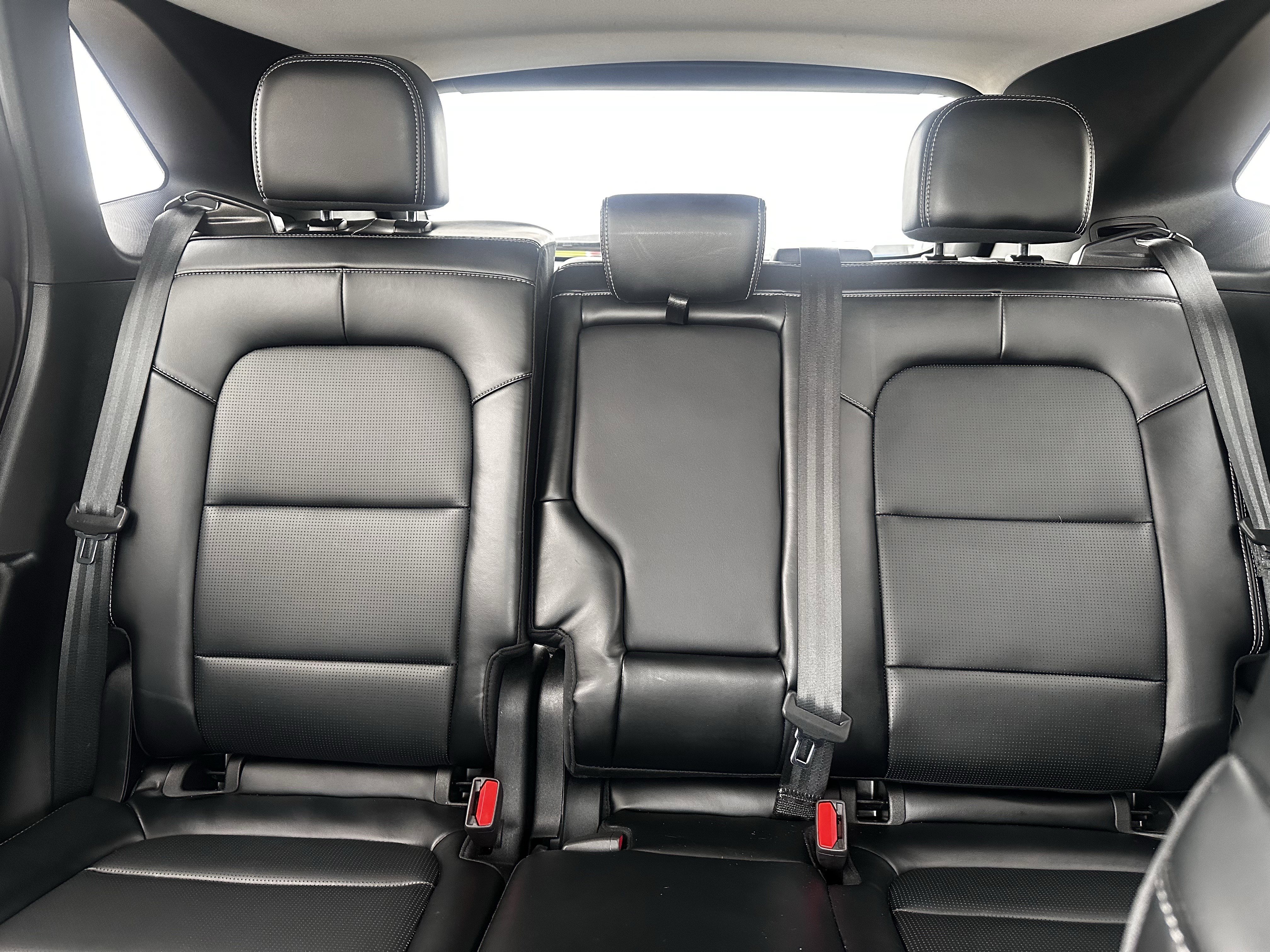 Certified 2025 Ford Escape Platinum AWD/4WD image 13