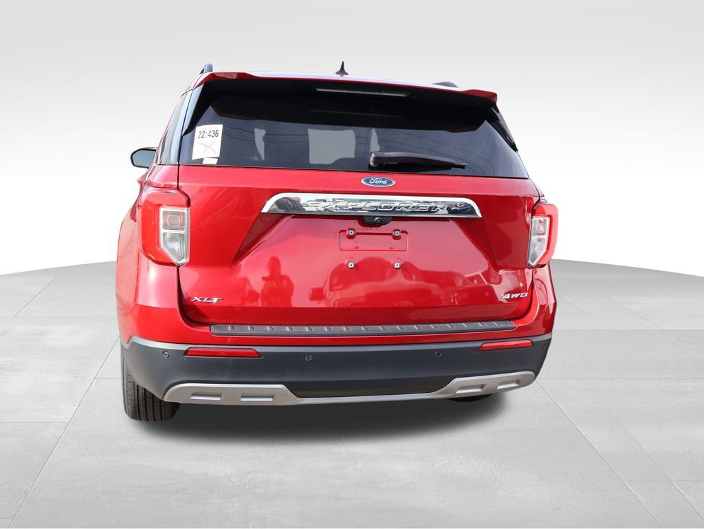 Certified 2022 Ford Explorer XLT w/ Equipment Group 202A AWD/4WD image 16