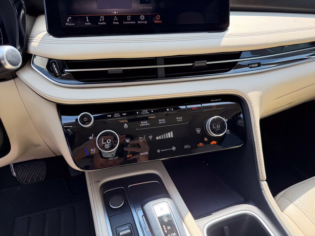 Used 2023 INFINITI QX60 Sensory w/ Vision Package AWD/4WD image 21