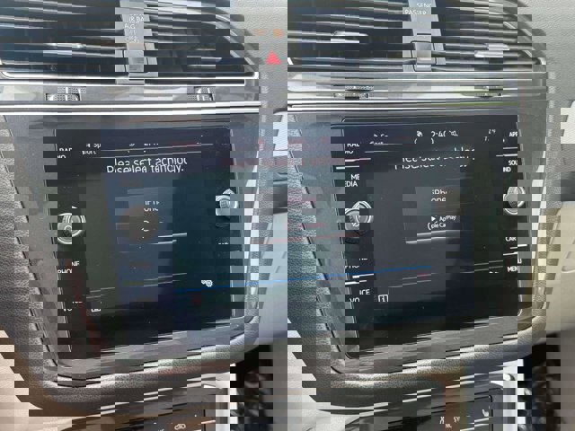 Used 2022 Volkswagen Tiguan SE w/ Panoramic Sunroof Package image 30