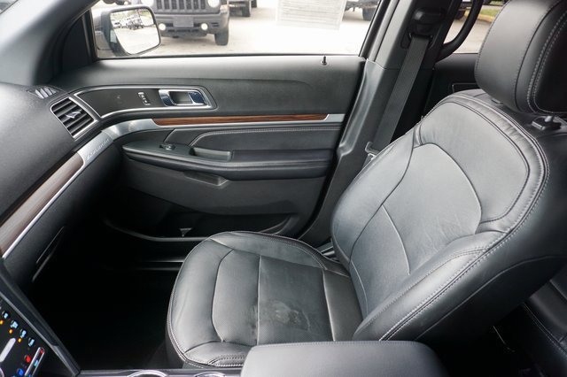 Certified 2018 Ford Explorer Limited image 26