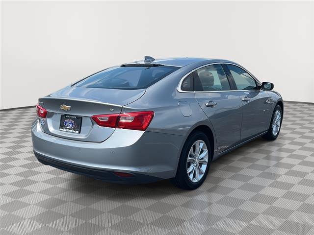 Used 2025 Chevrolet Malibu LT FWD image 5