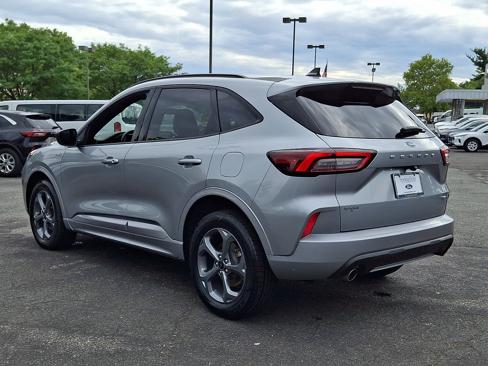 Certified 2024 Ford Escape ST-Line AWD/4WD image 4
