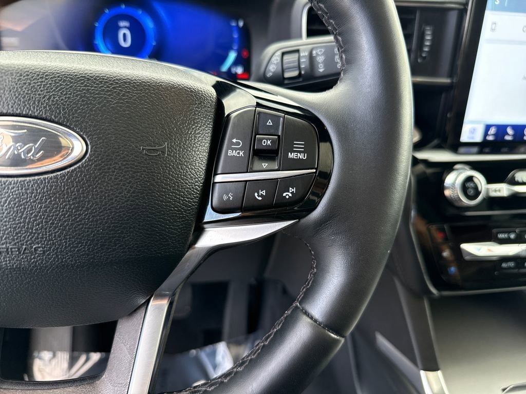 Certified 2023 Ford Explorer Platinum w/ Technology Package image 15