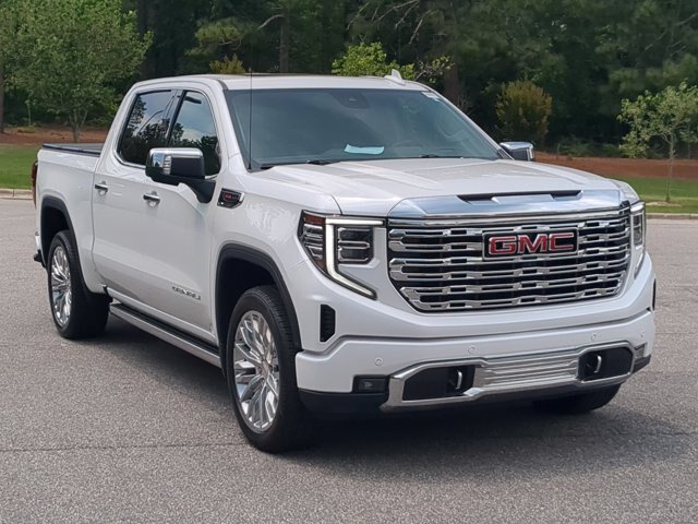 Used 2024 GMC Sierra 1500 Denali w/ Denali Reserve Package AWD/4WD image 2