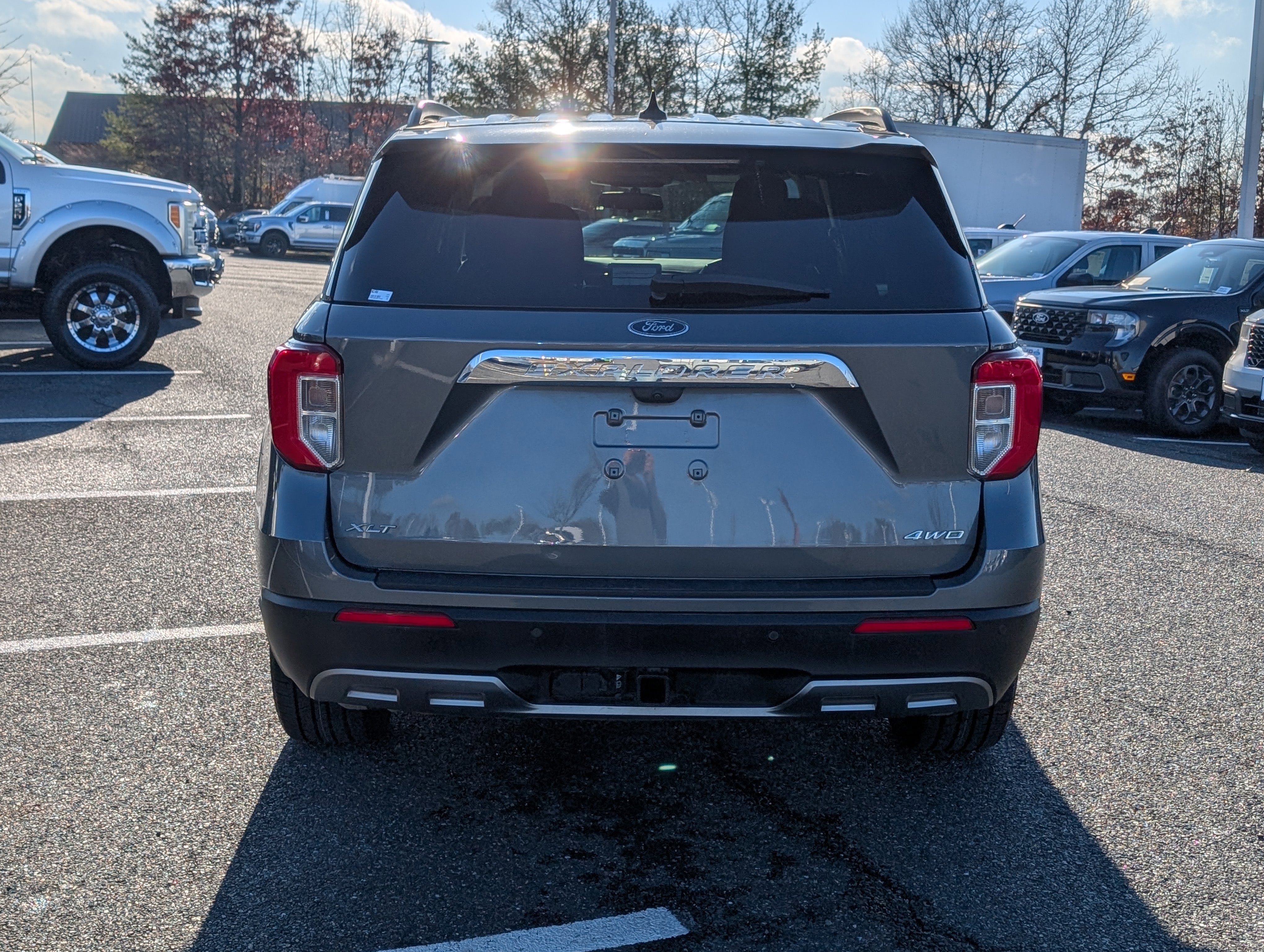 Certified 2022 Ford Explorer XLT w/ Equipment Group 202A image 4