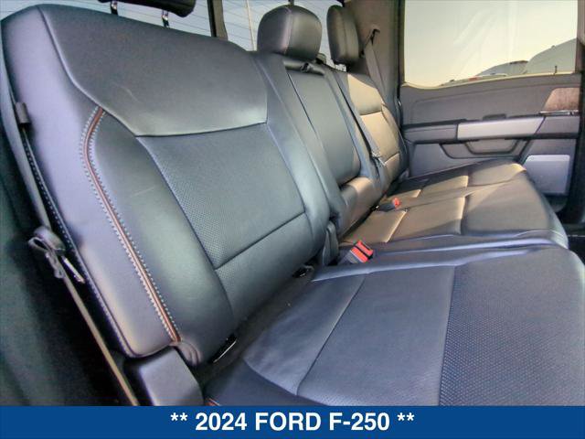 Certified 2024 Ford F250 Lariat w/ Lariat Ultimate Package AWD/4WD image 22