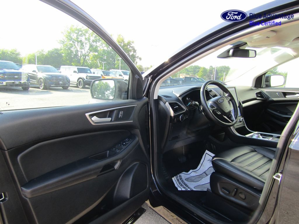 Certified 2024 Ford Edge SEL w/ Convenience Package AWD/4WD image 19