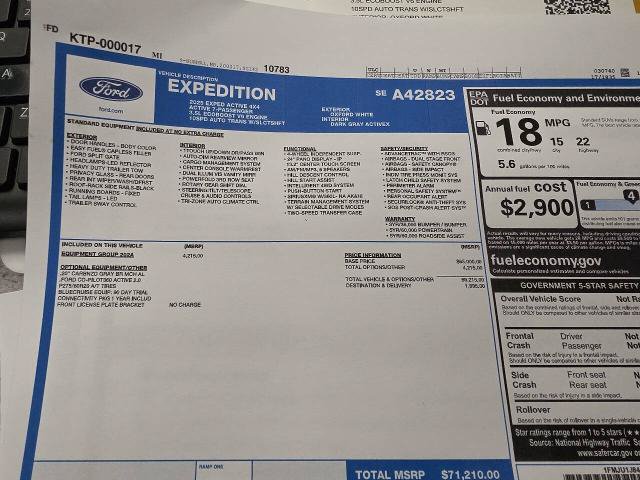 Certified 2025 Ford Expedition Active AWD/4WD image 32