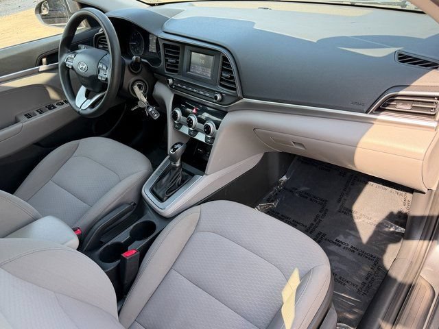 Used 2019 Hyundai Elantra SE w/ Cargo Package FWD image 32
