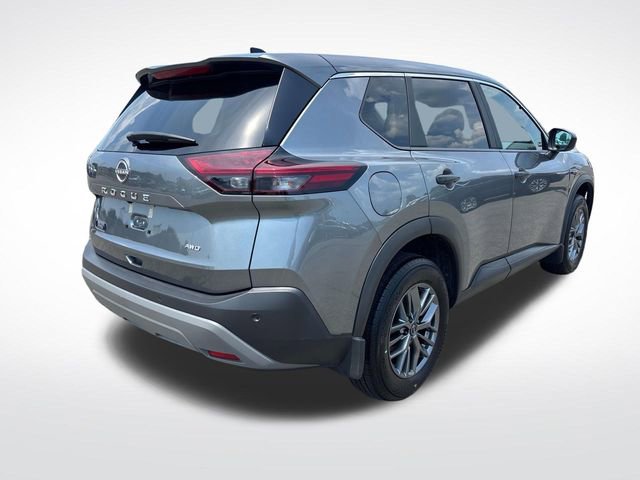 Used 2023 Nissan Rogue S image 5