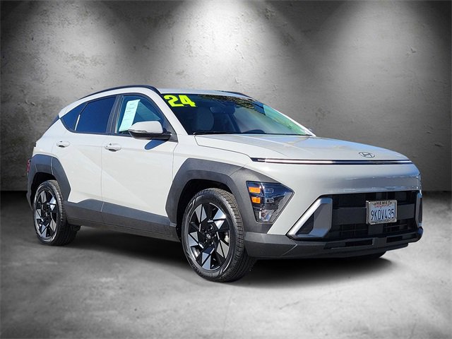 Used 2024 Hyundai Kona SEL image 2