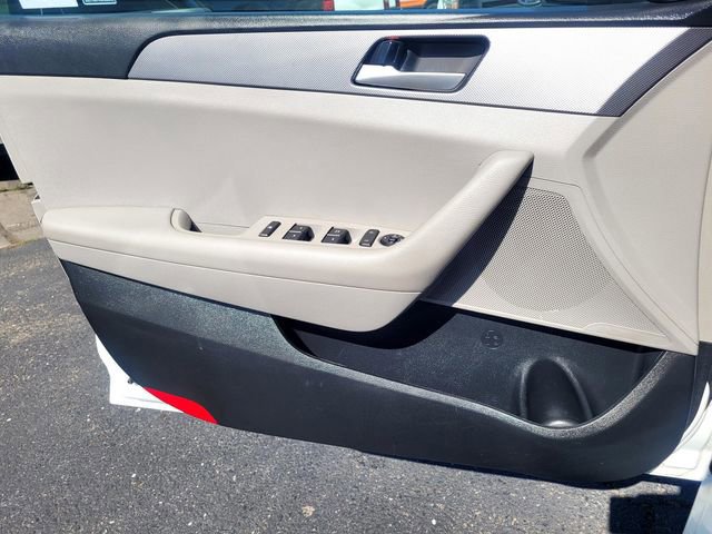 Used 2019 Hyundai Sonata SE FWD image 14