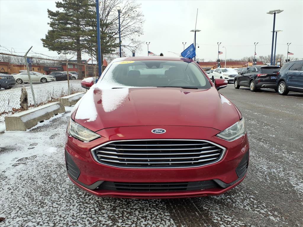 Certified 2020 Ford Fusion SE image 2