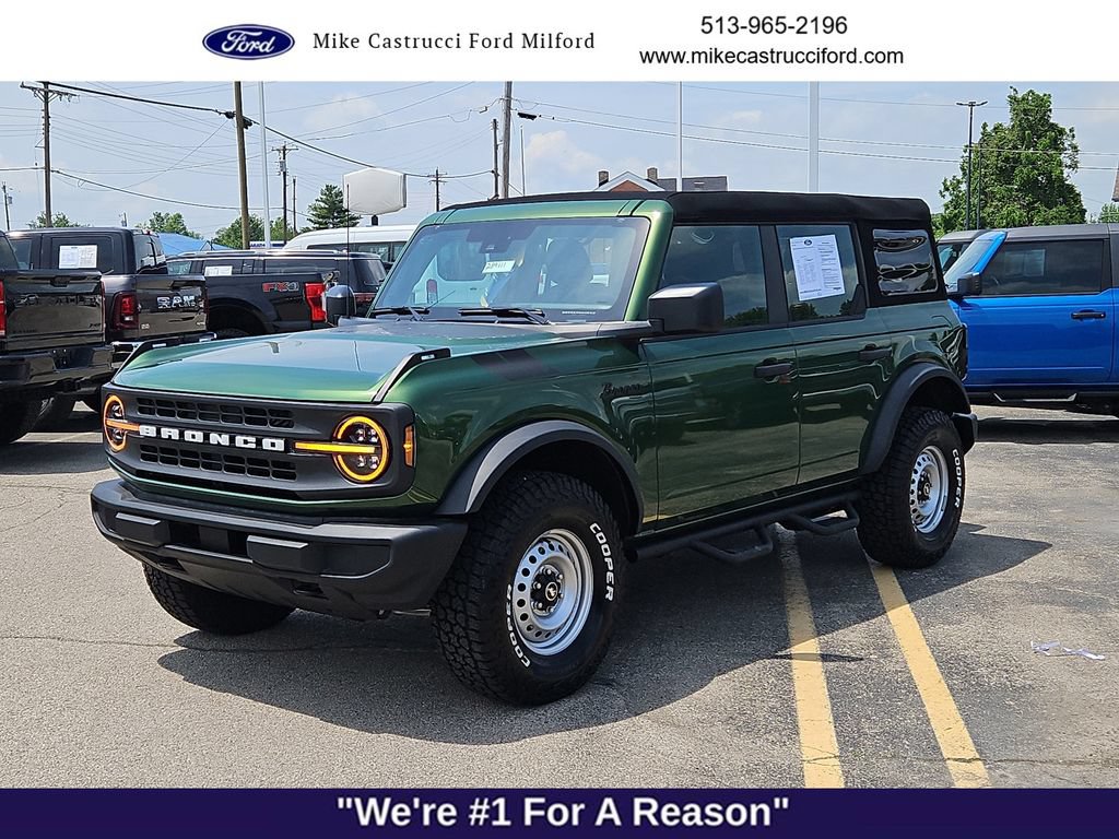 Certified 2025 Ford Bronco 4-Door AWD/4WD image 1