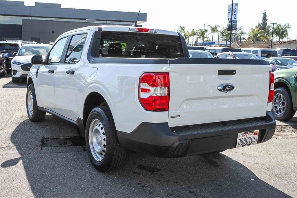 Certified 2024 Ford Maverick XL image 2
